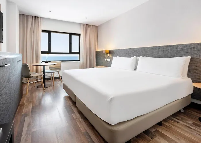 Paseo Del Mar Affiliated By Melia Cádiz